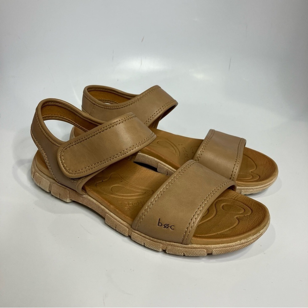 B.O.C. Tan‎ Leather sandals size 10